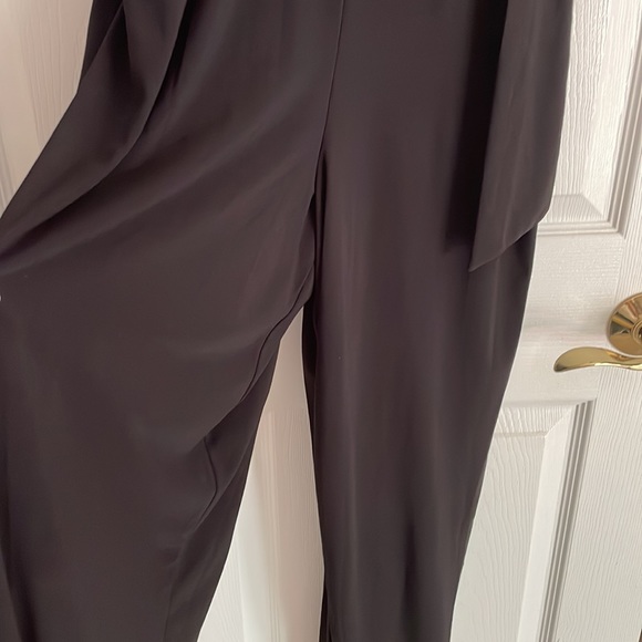 Black jumpsuit with pockets - Picture 3 of 10